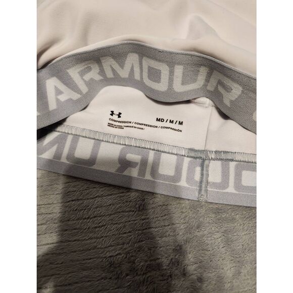Under Armour Size M Compression Racerback Sports Bra - Picture 3 of 3